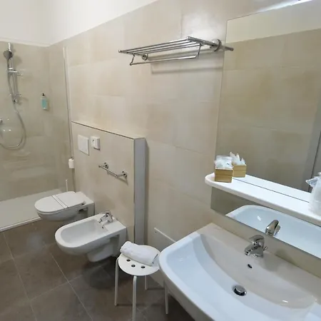 Hotel Nadar 3*